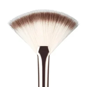 product HIGHLIGHTING FAN BRUSH